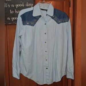 Citi Craze Denim Button-Up Shirt with Embroidered Details In A Ladies Large